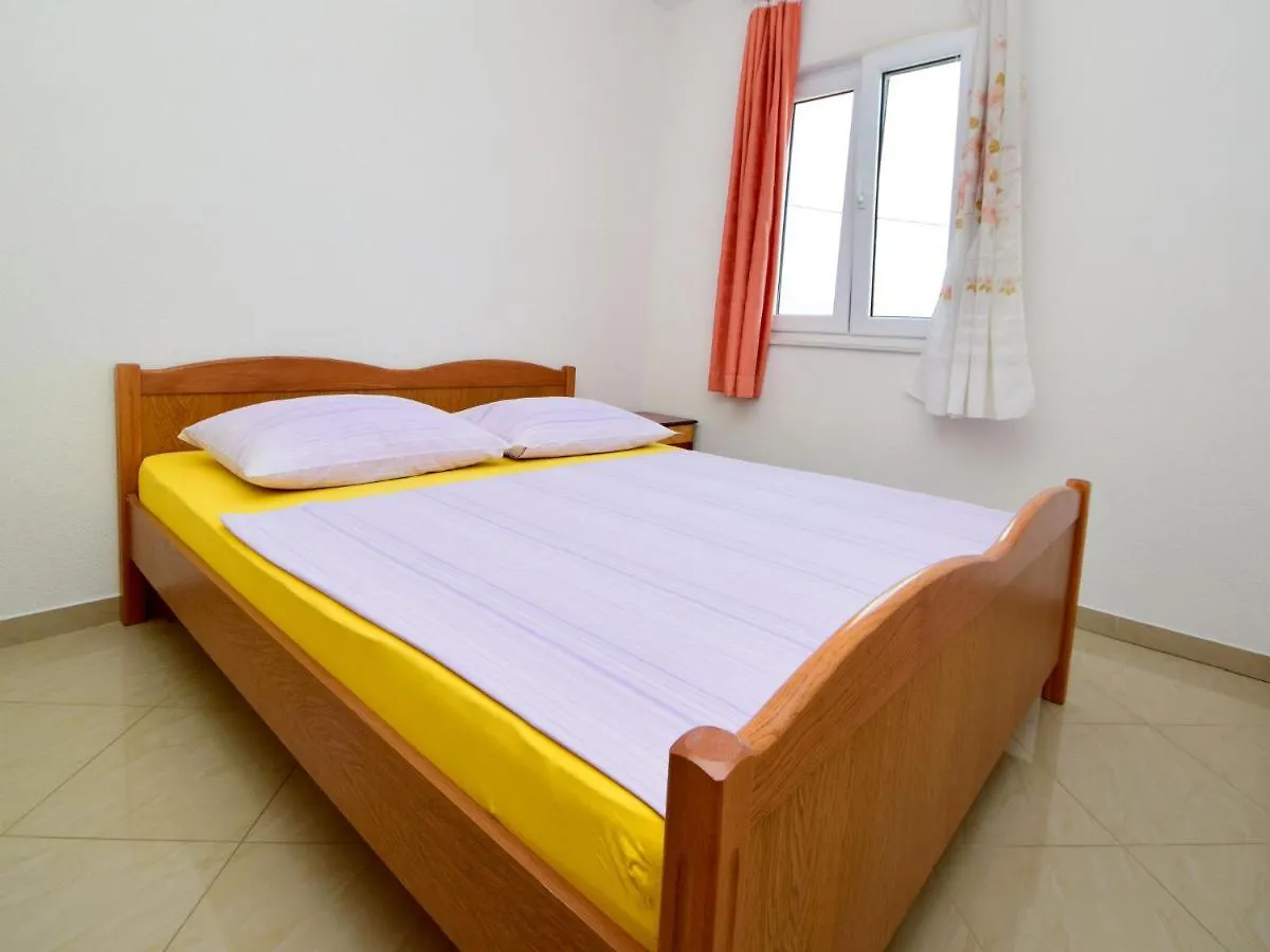 Apartment Vinka-1 Trogir Kroatië